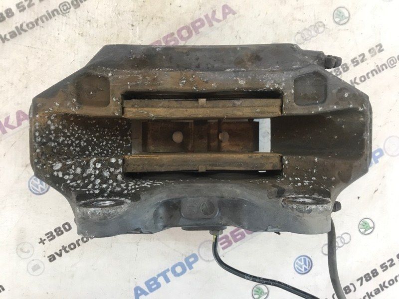 Супорт гальмівний 209236054A Volkswagen Touareg