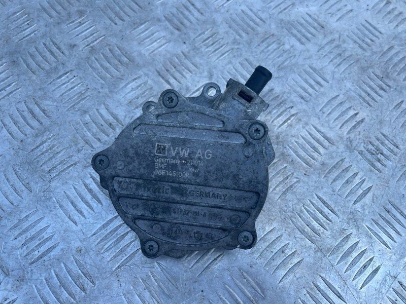 Вакуумний насос 06E145100R Audi Q5