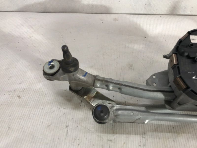 Мотор и трапеция дворников 4G1955023C Audi A7