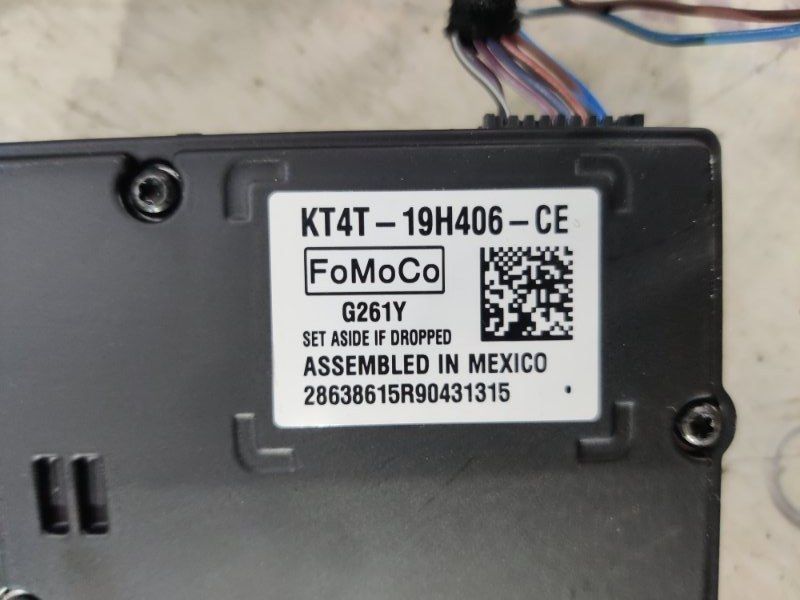 Камера асистента зміни смуги руху KT4T19H406CE Ford Edge
