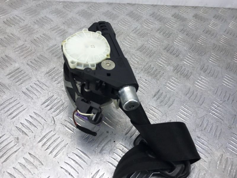Ремень безопасности 4L1857705AV04 Audi Q7