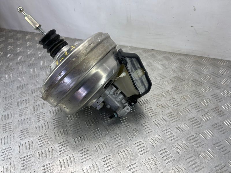 Вакуумный усилитель тормозов 4G0612107D Audi A7