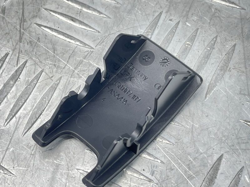 Накладка ISOFIX 4G88871876PS Audi A6 Audi A6, Audi A7, Audi RS7, Audi S6, Audi S7