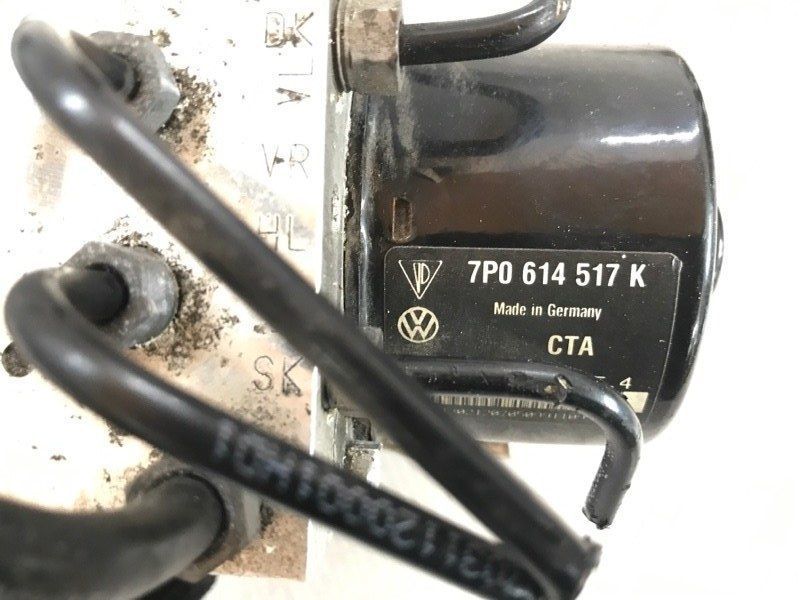 Блок ABS 7P0614517K Volkswagen Touareg