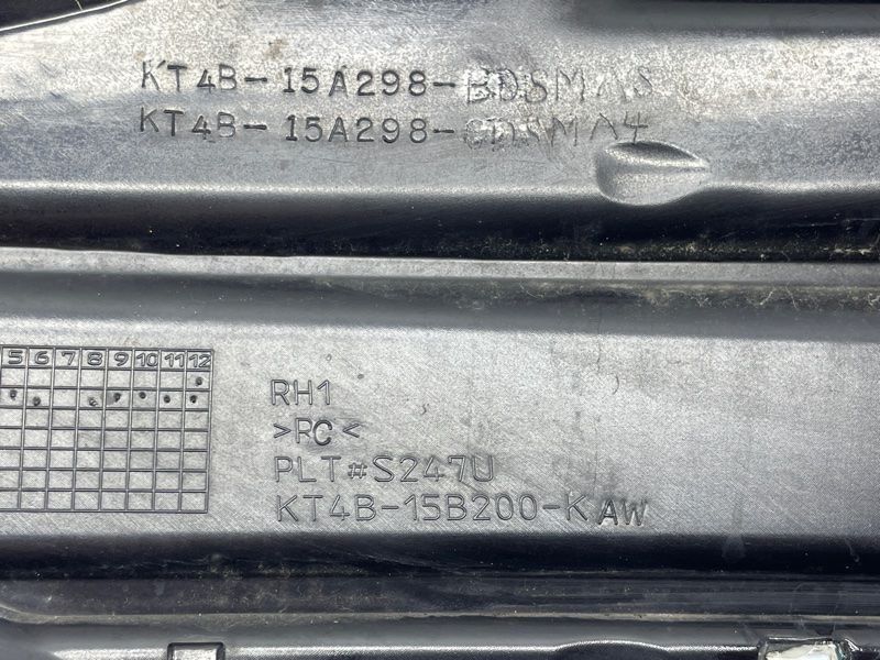 Накладка протитуманної фари KT4B15B200KAW Ford Edge