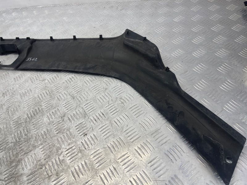 Накладка радіатора 4L0807081 Audi Q7