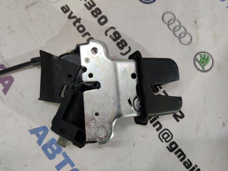 Замок крышки багажника 4f5827505d Volkswagen CC