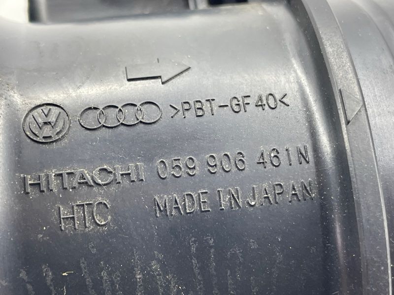 Датчик масового потоку повітря (MAF) 059906461N Audi A7