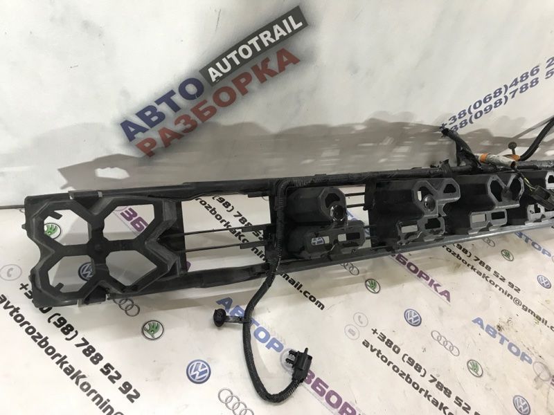 Абсорбер переднего бампера FT4Z17C882A Ford Edge