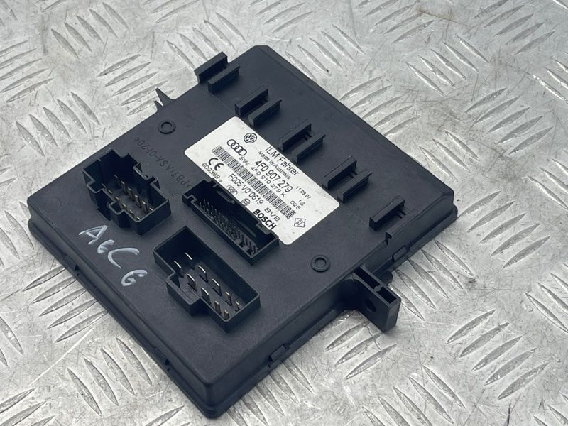 Блок керування бортовою мережею 4F0907279 Audi A6