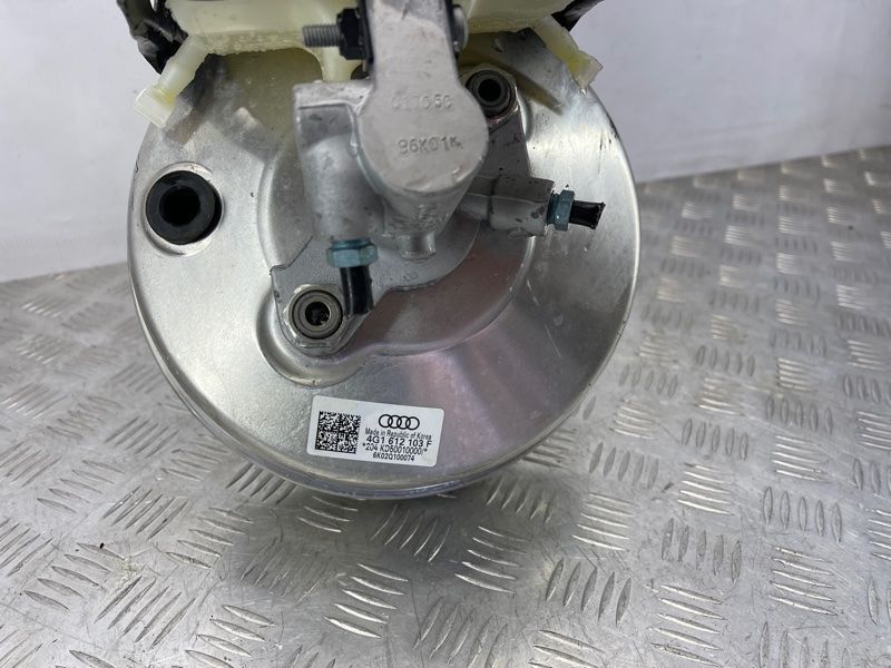 Вакуумный усилитель тормозов 4G0612107D Audi A7