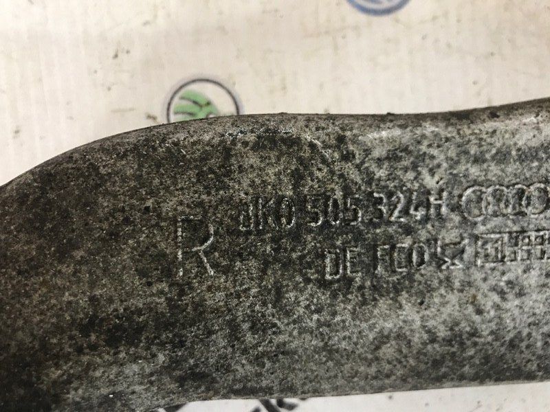 Важіль задньої підвіски поперечний верхній правий 8K0505324H Audi A7 Audi A4, Audi A4 Allroad, Audi A5, Audi A6, Audi A7, Audi A8, Audi Q5, Audi RS5, Audi RS7, Audi S4, Audi S5, Audi S6, Audi S7, Audi S8, Audi SQ5