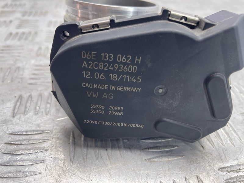 Дроссельная заслонка 06E133062H Audi Q7