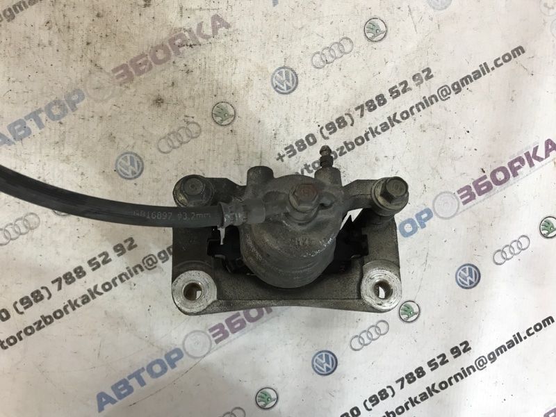 Супорт гальмівний 440011aa0a Infiniti Q50