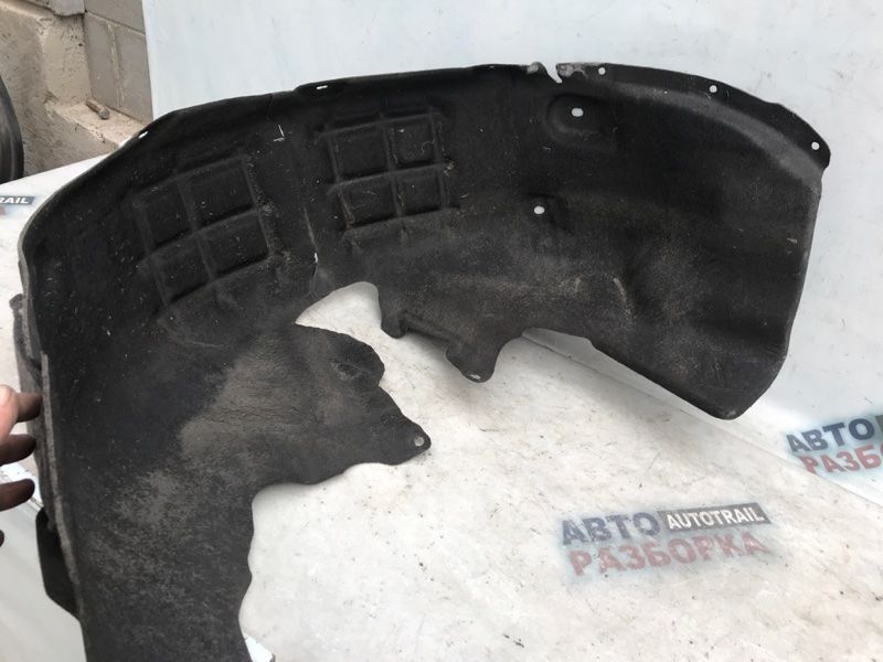 Підкрилок 4G0810171A Audi A6