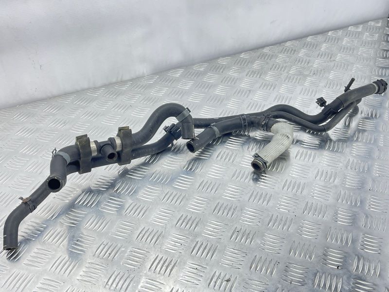 Шланг системы охлаждения 7P6121156E Volkswagen Touareg