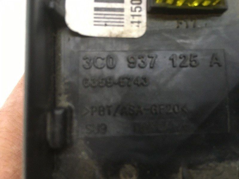 Блок запобіжників 3C0937125A Volkswagen CC