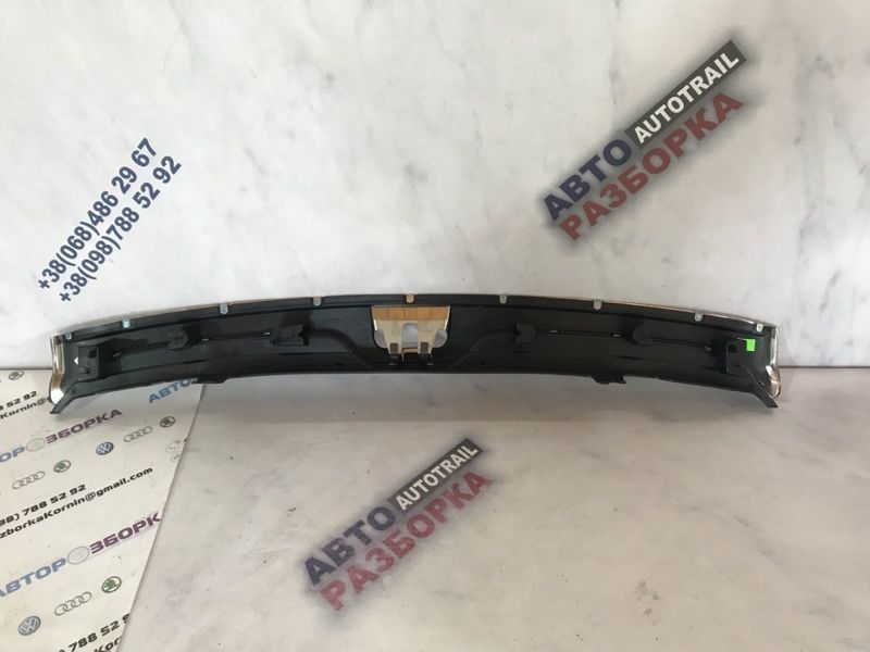 Накладка замка багажника 31307723 Volvo XC60