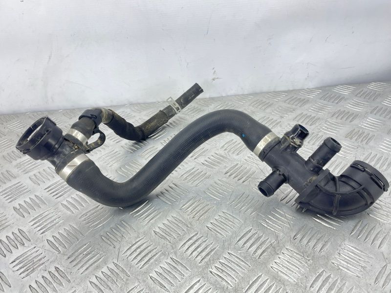 Шланг системи охолодження 31439747 Volvo XC60