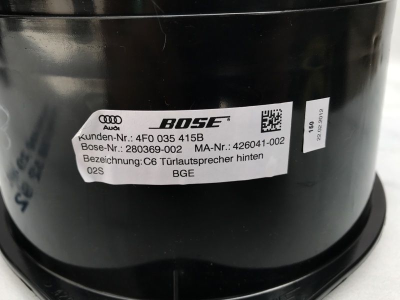 Динамик двери BOSE 4F0035415B Audi Q7