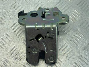 Замок крышки багажника 4h0827505a Audi A6
