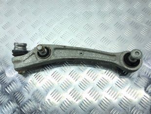 Важіль передньої підвіски несучий нижній 8K0407156C Audi A6