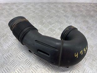 Патрубок повітряного фільтра 7P6129684B Volkswagen Touareg