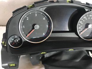 Комбинация приборов / Спидометр 7P6920982L Volkswagen Touareg