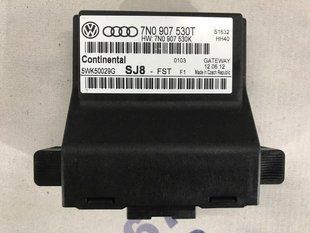 Диагностический интерфейс для шины данных (Gateway) 7N0907530T Volkswagen Tiguan