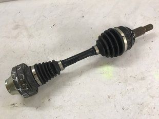 Піввісь 7P0407271C Audi Q7