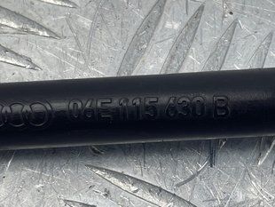 Трубка маслоизмерительного щупа 06E115630B Audi Q7 Audi A4, Audi A5, Audi A6, Audi A7, Audi A8, Audi Q5, Audi Q7, Audi S4, Audi S5, Audi SQ5
