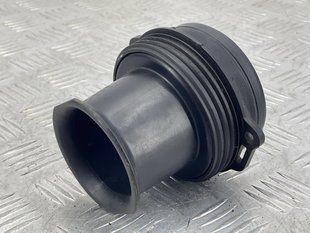 Патрубок воздушного фильтра 06E133634 Audi Q7