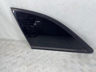 Скло бічне заднє 8W9845299ANVB Audi A4 Allroad