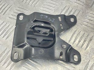 Скоба замка капота 4H0823186D Audi A8