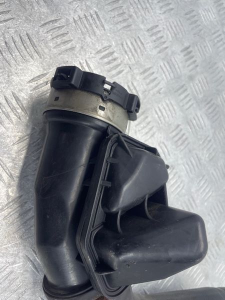 Патрубок интеркулера 31422061 Volvo XC60