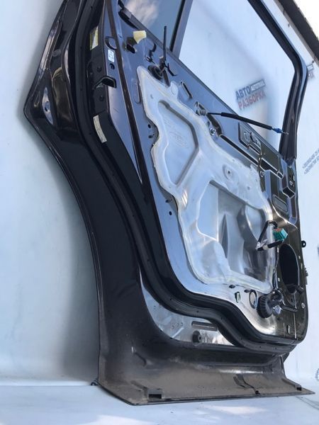 Дверь 8A8Z7424631A Ford Flex
