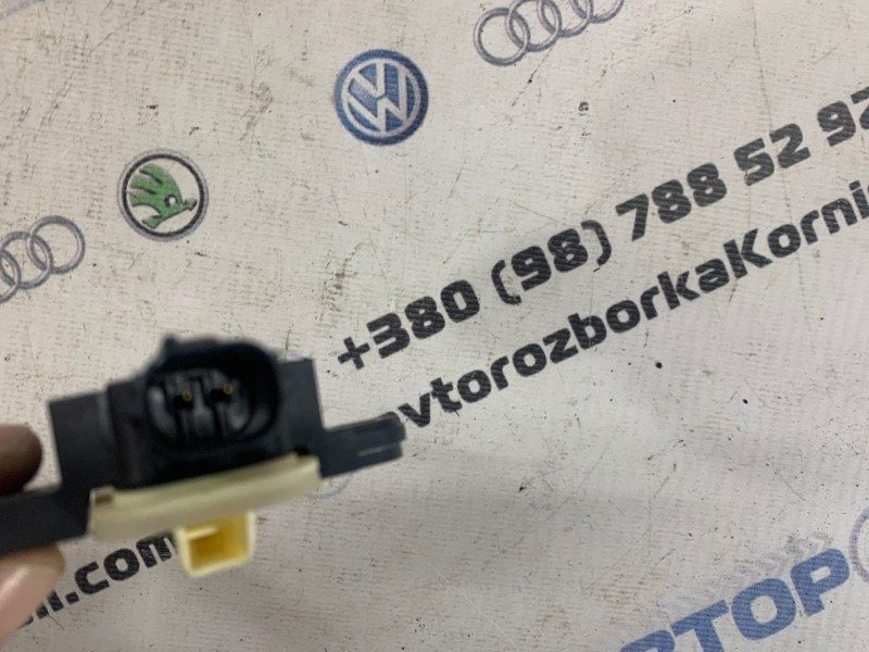 Датчик удару K88361MA0A Infiniti Q50