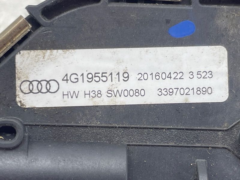 Мотор и трапеция дворников Audi A7