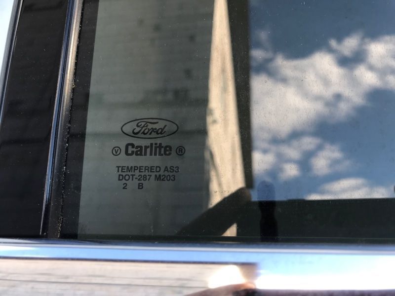 Дверь 8A8Z7424631A Ford Flex