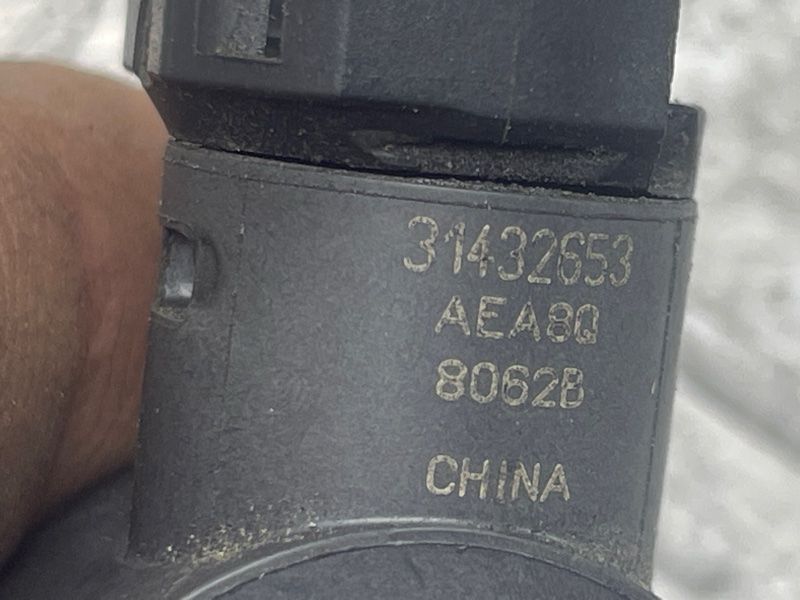Датчик тиску палива 31432653 Volvo XC60