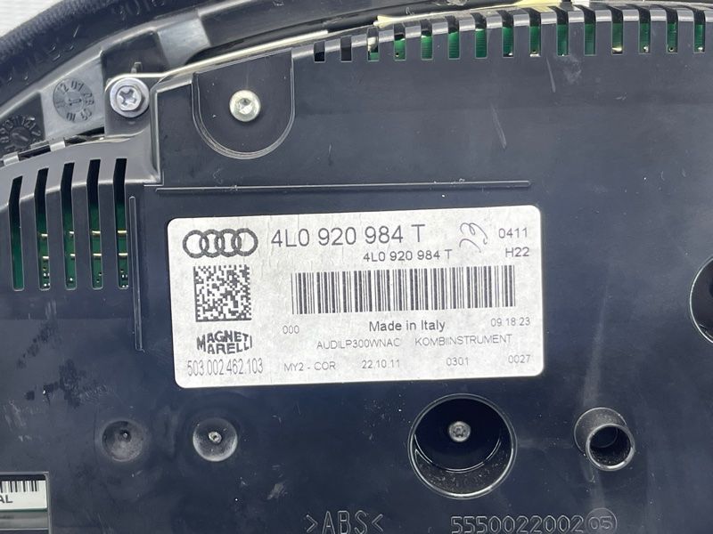 Комбінація приладів Audi Q7