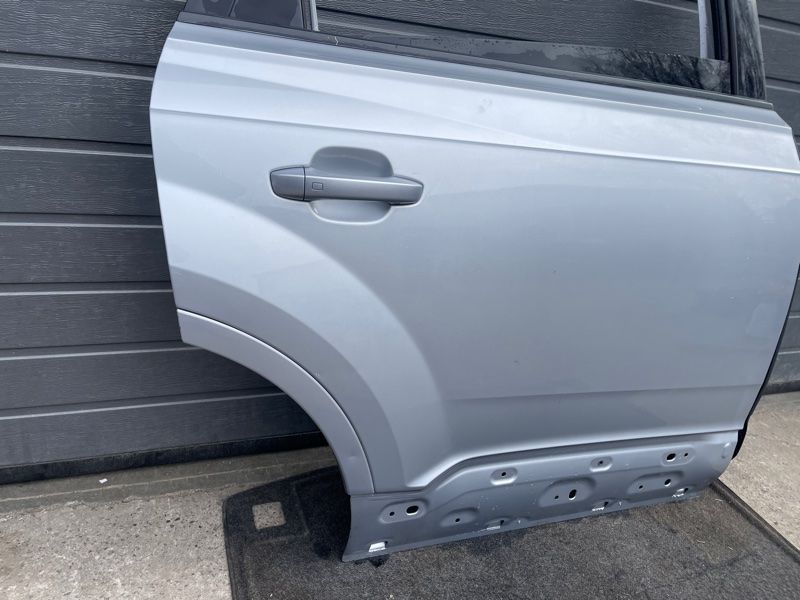 Двері 4M0833052E Audi Q7