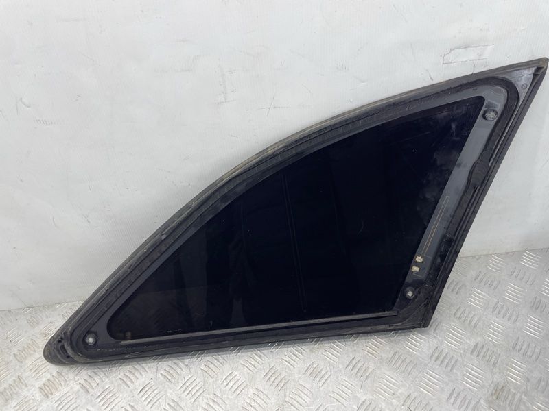 Стекло боковое заднее 8W9845299ANVB Audi A4 Allroad