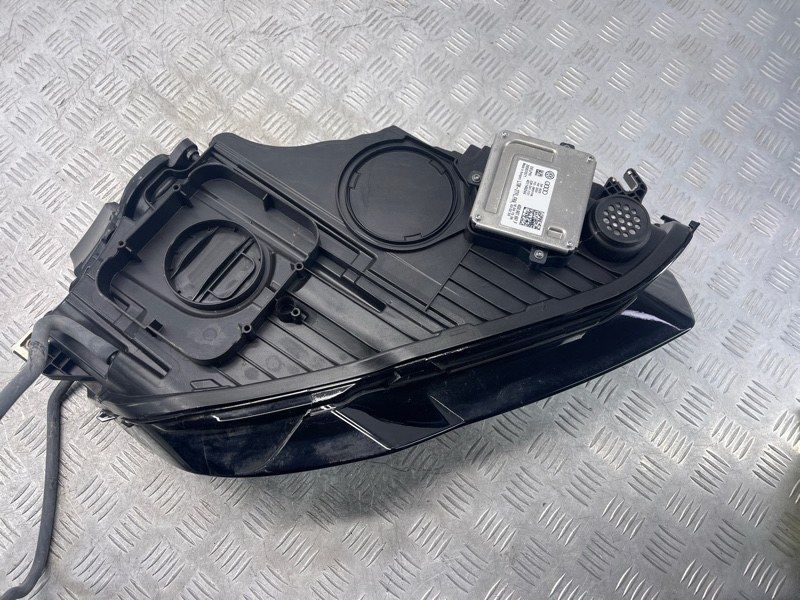 Фара светодиодная левая 4G8941033M Audi A7 Audi A7, Audi RS7, Audi S7