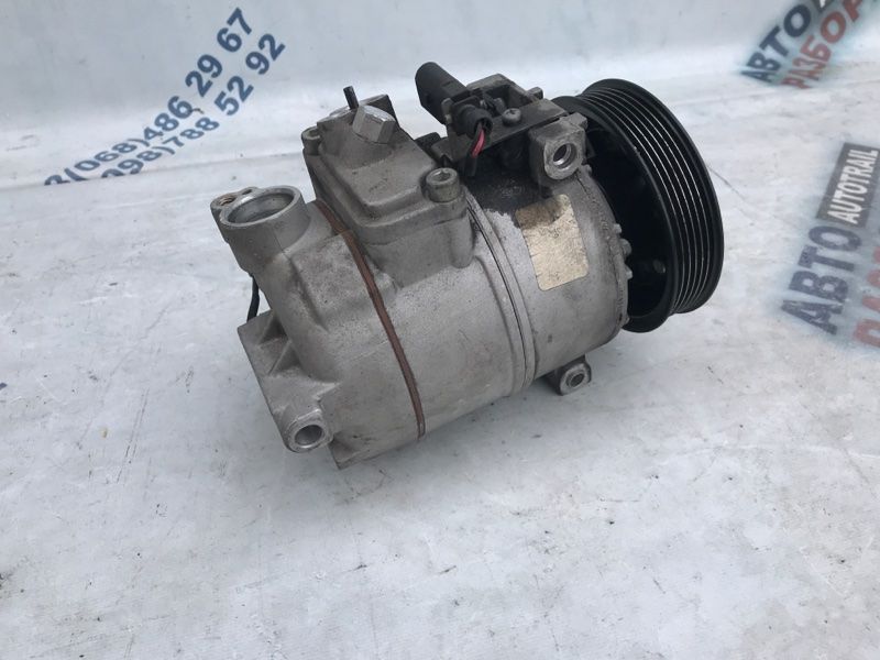 Компресор кондиціонера 4E0260805AR Audi Q7