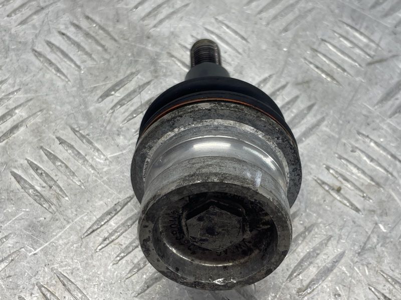 Кульова опора 4M0407689C Audi Q7