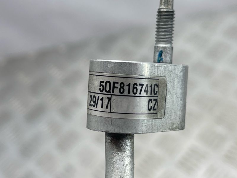 Трубка кондиціонера 5QF816741C Volkswagen Tiguan