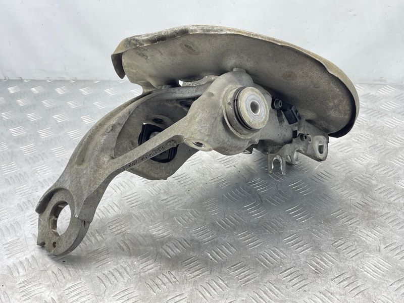 Поворотный кулак / Цапфа 8R0505431F Audi A7