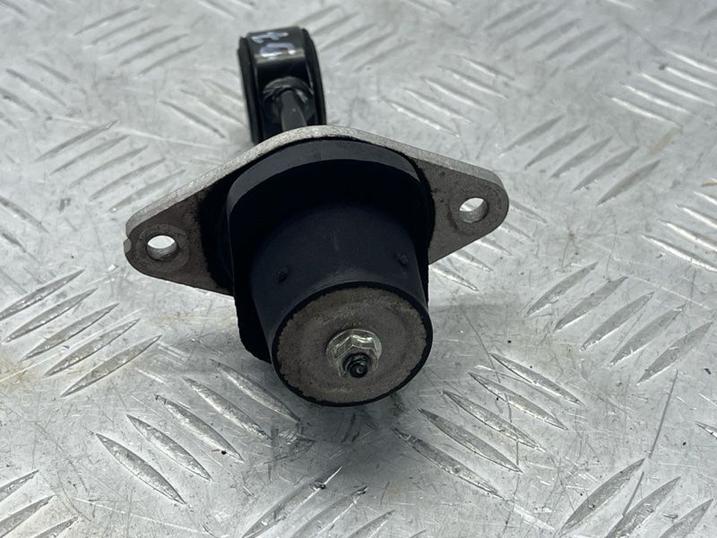 Кронштейн 4M0199870AP Audi Q7