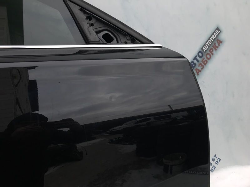 Двері 4H0831052B Audi A8